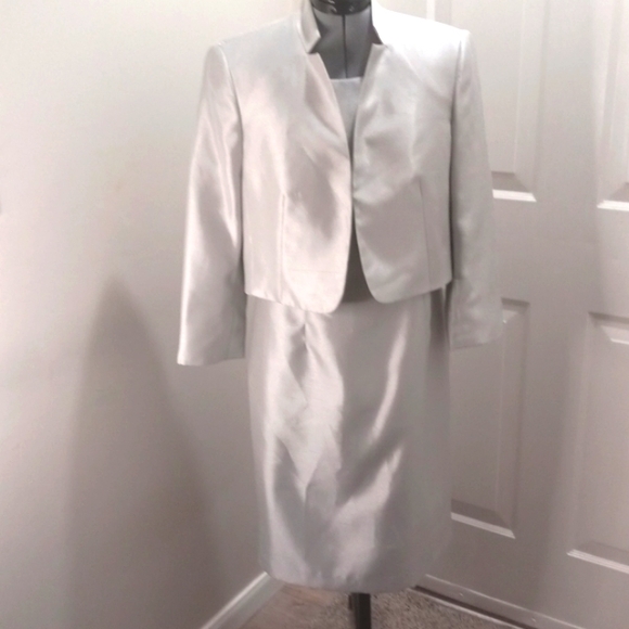Evan-Picone Black Label Two Piece Silver Dress & Jacket Size 6 - Picture 3 of 7